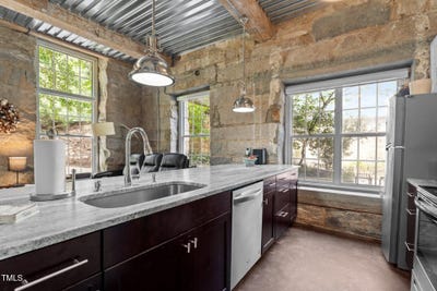 /international/us/1500-river-mill-drive-wake-forest-nc-110100512956/