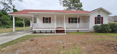 /international/us/1208-elm-st-conway-sc-110108360304/