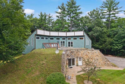 /international/us/101-black-brook-road-goffstown-nh-110119742262/