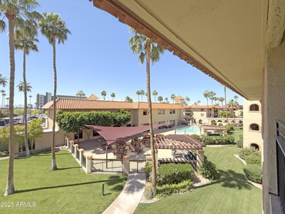 /international/us/10330-w-thunderbird-boulevard-sun-city-az-110099028805/