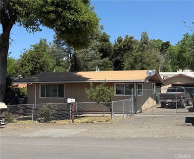 /international/us/14112-woodland-drive-clearlake-ca-110099128575/