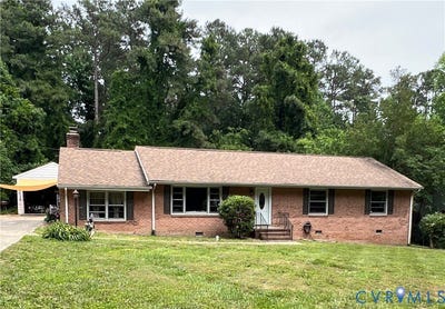/international/us/12311-parker-lane-chester-va-110108384274/