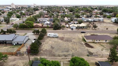 /international/us/408-s-talley-street-white-deer-tx-110107312923/