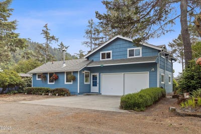 /international/us/5825-roma-avenue-cloverdale-or-110104218012/