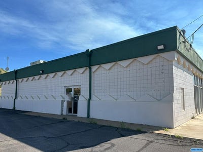 /international/us/608-winifred-street-bayard-nm-110093719025/