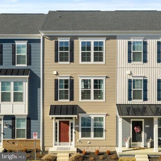 /international/us/3137-eton-place-winchester-va-110105318341/