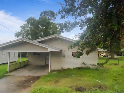 /international/us/117-curtis-st-pierre-part-la-110108610534/