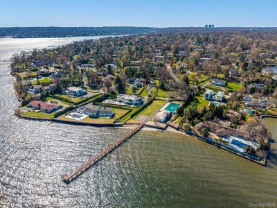 /international/us/33-harbour-road-great-neck-ny-110103419210/