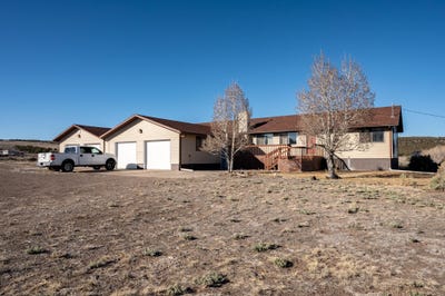 /international/us/86-e-1000-s-panguitch-ut-110101951314/