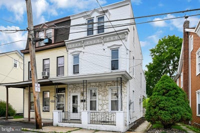 /international/us/26-e-liberty-street-schuylkill-haven-pa-110119639792/