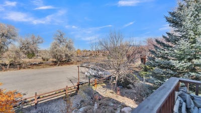 /international/us/88-comanche-road-el-prado-nm-110103526278/