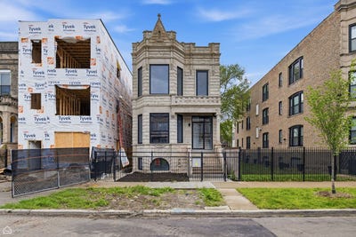 /international/us/1544-s-sawyer-avenue-chicago-il-110108425903/