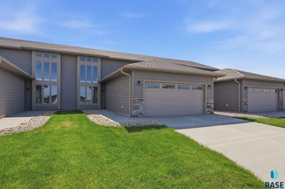 /international/us/6123-s-bison-pl-sioux-falls-sd-110106730641/
