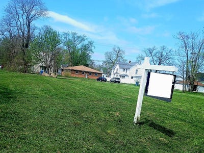 /international/us/215-n-rosewood-avenue-kankakee-il-110101692665/