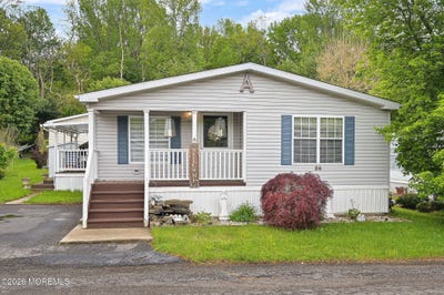 /international/us/26-village-road-morganville-nj-110107931199/