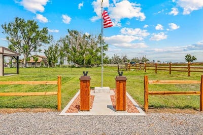/international/us/673-highway-312-huntley-mt-110109164688/