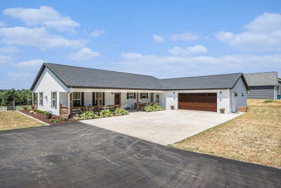 /international/us/625-orchard-street-lawton-mi-110101145124/