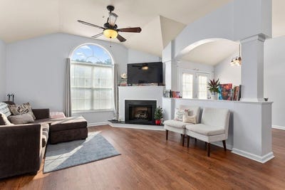 /international/us/1395-orchard-park-drive-stone-mountain-ga-110108904414/