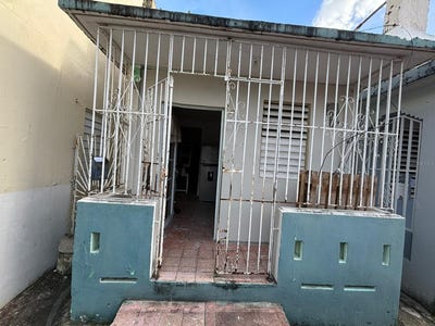 /international/us/23-calle-quinones-calle-quinones-manati-pr-110106448041/