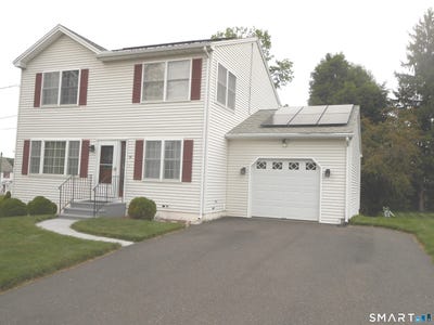 /international/us/16-hickory-road-naugatuck-ct-110108423414/