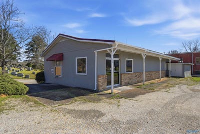 /international/us/126-2nd-street-hamilton-al-110106813565/