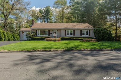 /international/us/145-daley-street-bristol-ct-110107779852/