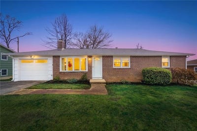 /international/us/137-monterey-drive-west-warwick-ri-110107210020/