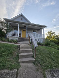 /international/us/319-north-avenue-clarksburg-wv-110101331367/?lang=zh-tw