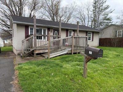 /international/us/514-24th-street-oak-hill-wv-110106983714/