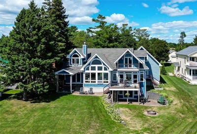 /international/us/8272-strauss-boulevard-cape-vincent-ny-110101116443/