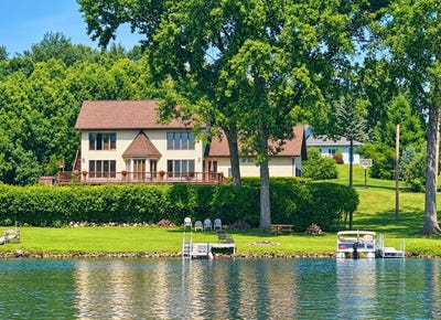 /international/us/10-crescent-drive-norwood-ny-110110107874/
