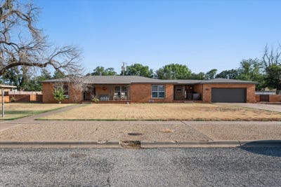 /international/us/904-e-cardwell-street-brownfield-tx-110109726230/