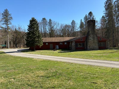 /international/us/103-rader-school-road-renfrew-pa-110107841100/