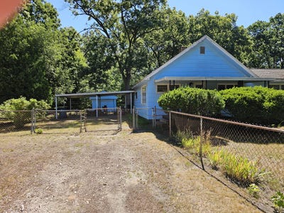 /international/us/3104-stratford-street-norton-shores-mi-110101014170/?lang=de