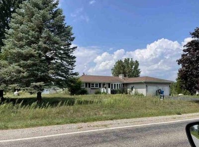 /international/us/5640-s-hillsdale-rd-hillsdale-mi-110102694798/