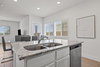 /international/us/621-white-steppe-way-georgetown-tx-110107513878/