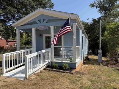 /international/us/510-e-henderson-st-overton-tx-110119785678/