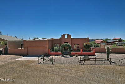 /international/us/1111-e-superstition-boulevard-apache-junction-az-110120417049/