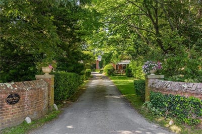 /international/us/97-harrison-avenue-newport-ri-110101118957/?lang=zh-tw