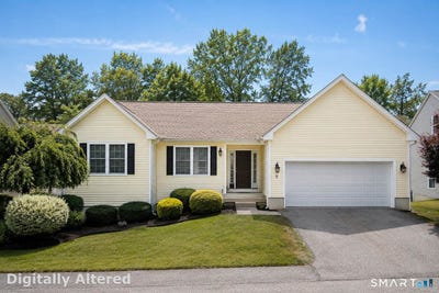 /international/us/5-north-ridge-east-hampton-ct-110120085959/
