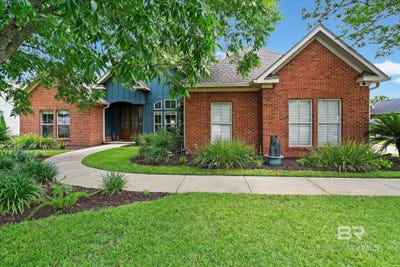 /international/us/24908-bosbyshell-avenue-daphne-al-110108537673/
