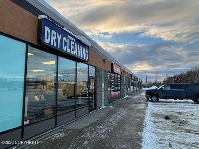 /international/us/5915-lake-otis-parkway-anchorage-ak-110106302340/