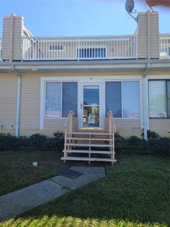 /international/us/11001-se-sunset-harbor-rd-summerfield-fl-110103758804/