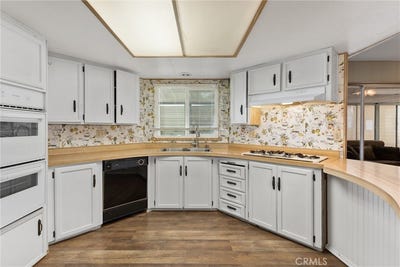 /international/us/4133-w-wilson-street-banning-ca-110107479075/