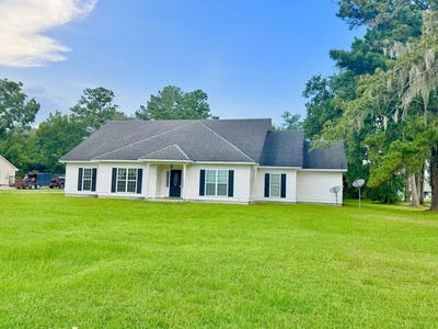 /international/us/2426-pattrick-place-valdosta-ga-110120409195/