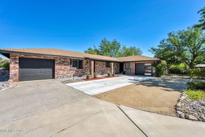 /international/us/734-and-732-sean-drive-carson-city-nv-110101149608/