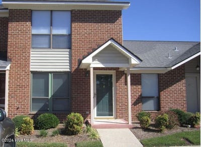 /international/us/24-upton-court-greenville-nc-110096486093/