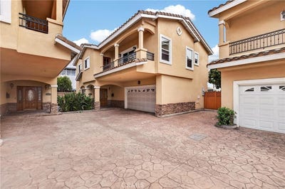 /international/us/15422-freeman-avenue-lawndale-ca-110108172187/