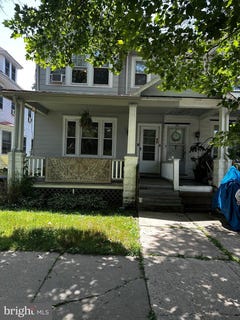 /international/us/36-ridgeway-street-mount-holly-nj-110108843831/