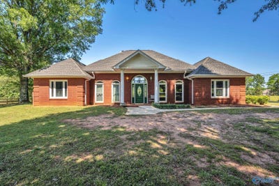/international/us/5955-spring-creek-road-montevallo-al-110108332085/
